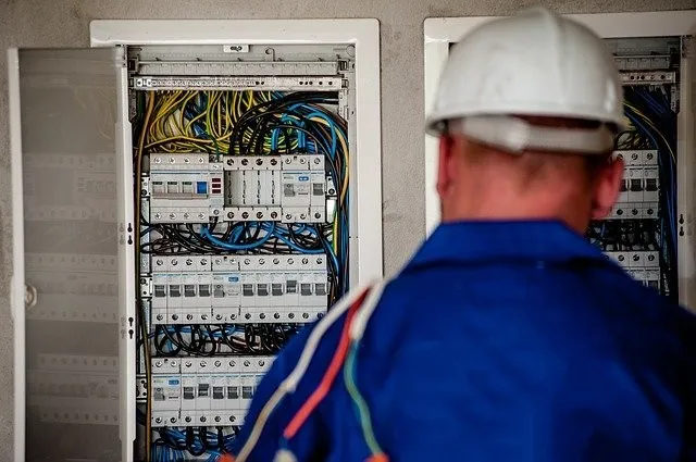 Manutenção em paineis eletricos industriais